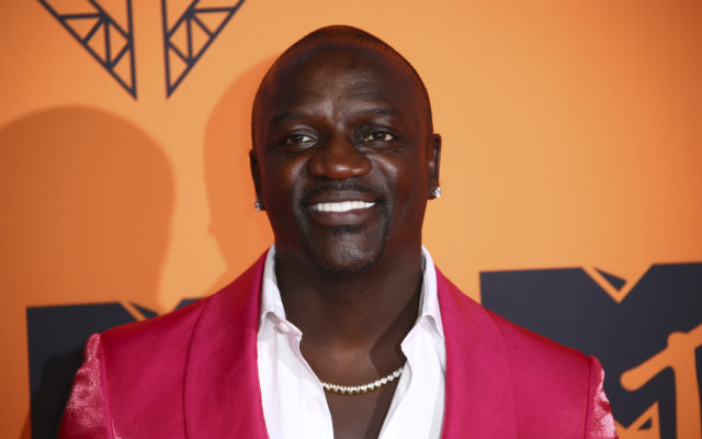 Akon’s 911 Call From Car Getting Stolen Leaks, Operator Corrects Him Multiple Times – Listen