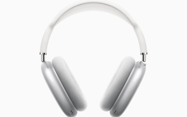 Apple Unveils $549 Noise-Canceling Headphones
